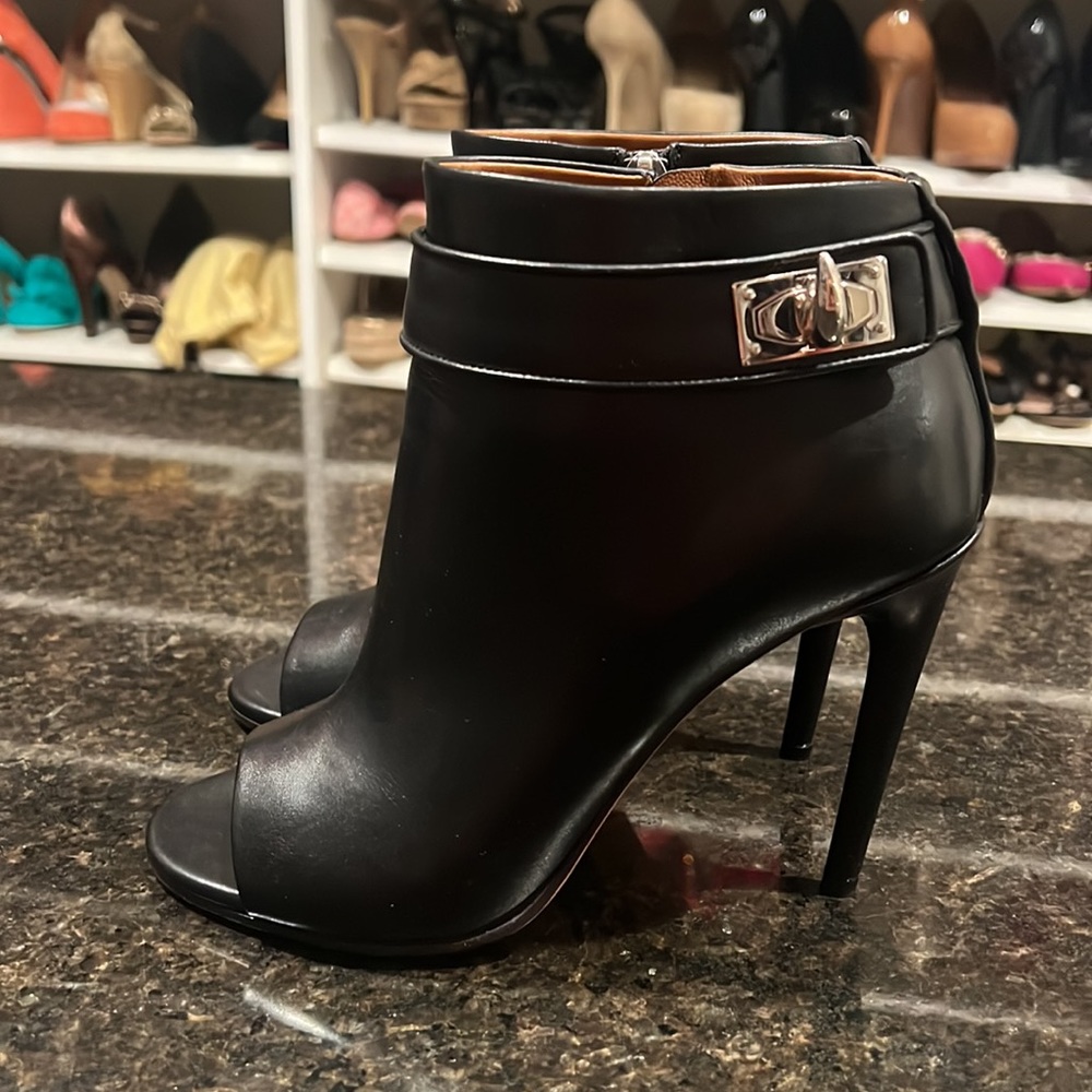 Givenchy Womens Leather Open Toe Ankle Booties Black Size 8 - Picture 4 of 7